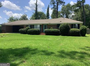 354 Smoak Bridge Cir, Warwick, GA 31796