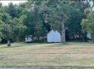 923 N 6th St #4, Perry, OK 73077