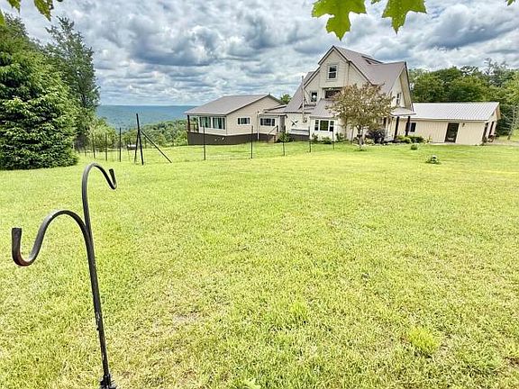 5th image of 2399 Peterson Rd