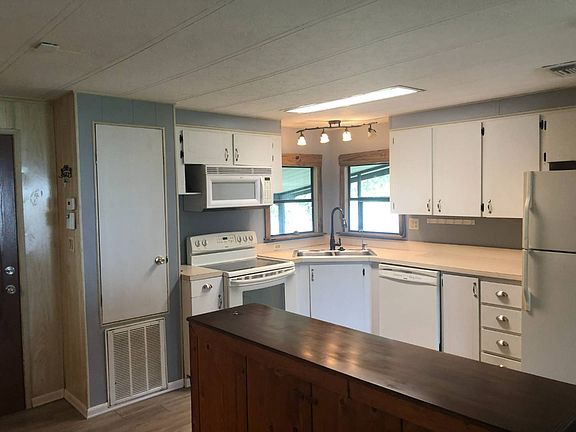 3rd image of 19269 Cedar Crest Ct #9F