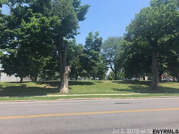 2nd image of 274 Morton Ave