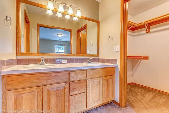 4th image of 6516 NE 72nd Cir