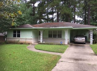 418 Lilac Dr, El Dorado, AR 71730