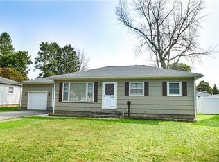 119 Sutorius Dr, Rochester, NY 14616