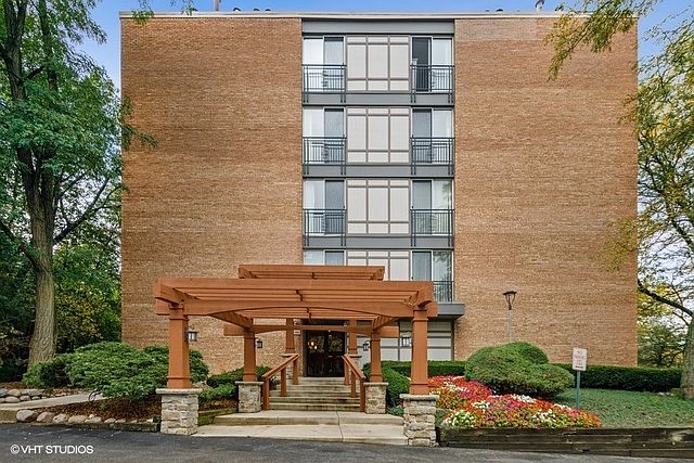 1st image of 5810 Oakwood Dr Unit 1E