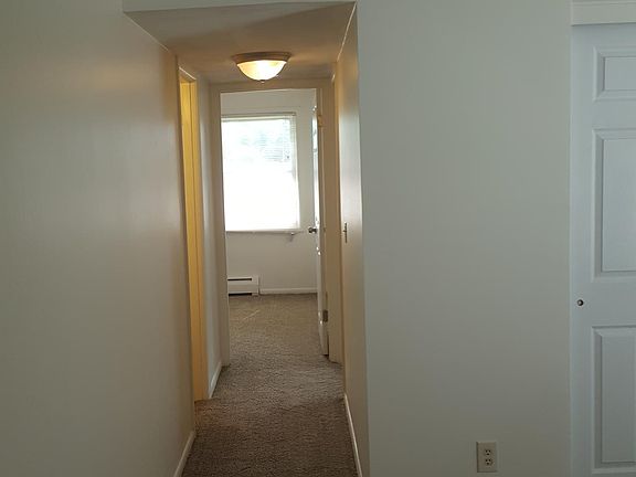 5th image of 2 Grove Pl