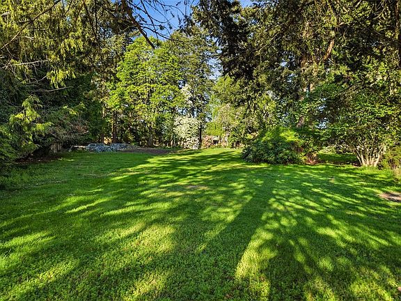 3rd image of 1571 Brynmarl Rd Lot A