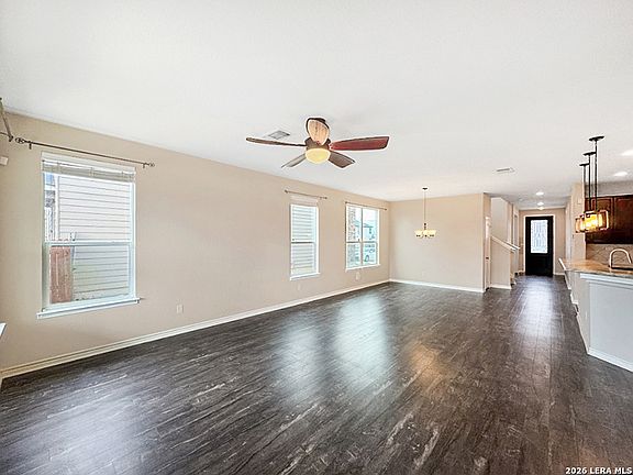 4th image of 6830 Foster Flds