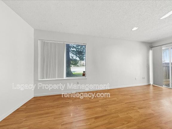4th image of 7020 La Costa Ln