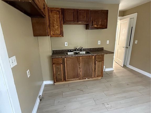 4th image of 7738 Spafford Rd
