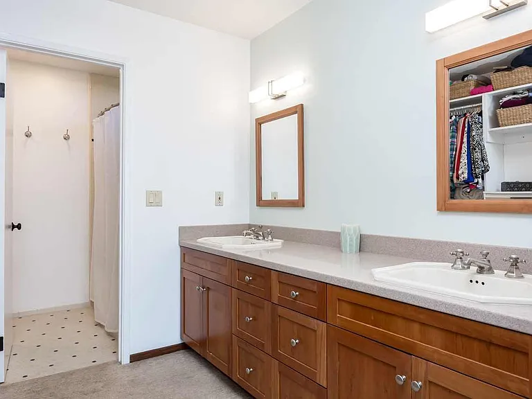 2473 Geranium St — Photo 30