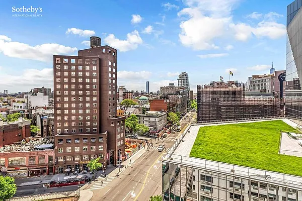 Sold by Sotheby's International Realty | media 8
