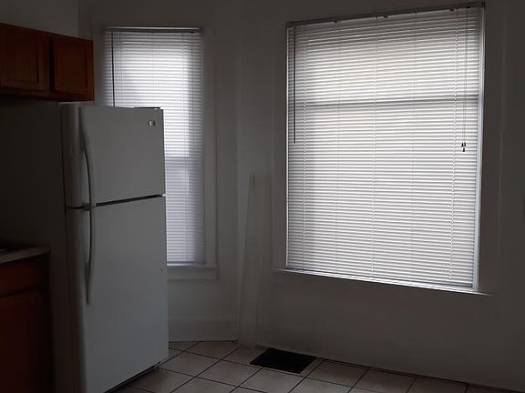 5th image of 2310 2nd Ave S Floor 33712-1