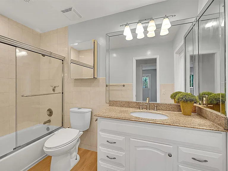 1480 SW 66th Ter — Photo 33
