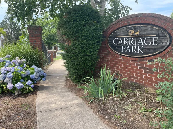 31 High Street APT 7105, East Hartford, CT 06118