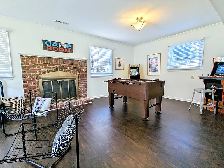 8822 Nottoway Dr — Photo 40