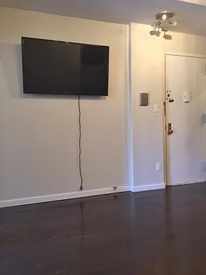 Rented by Reliance Realty Partners LLC  | media 30