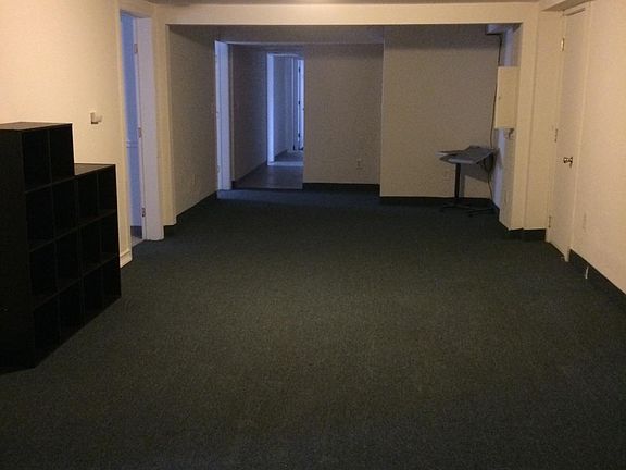 Spacious living room