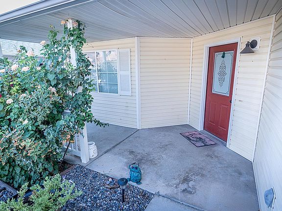 3rd image of 473 Gunnison Way