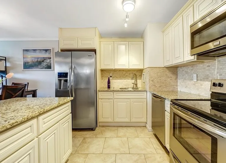 551 Observer Hwy #11H — Photo 3