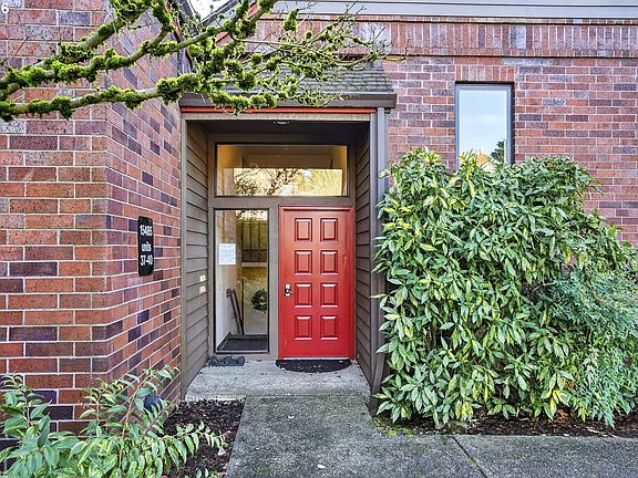 2nd image of 15485 SW 114th Ct Unit 39