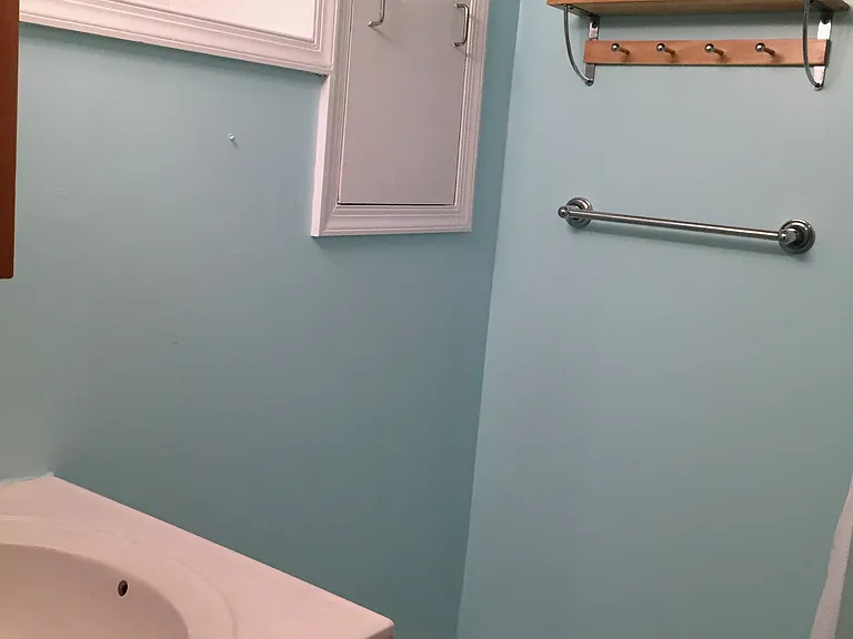 534 E Luray Ave — Photo 10