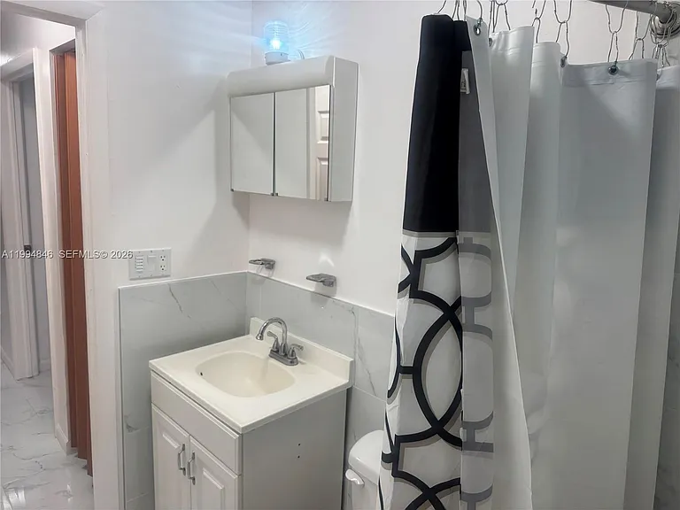 1261 NE 209th Ter #1 — Photo 7
