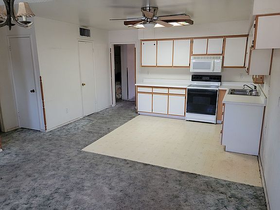2nd image of 4148 W Loma Ln