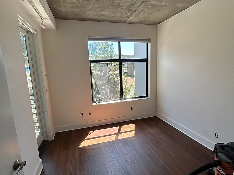 3860 Martin Luther King Jr Way #307 — Photo 4