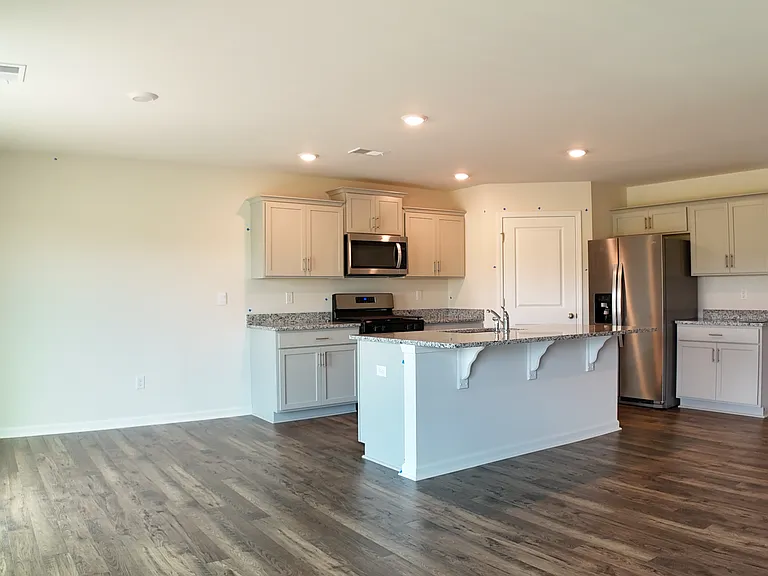 981 Jubilee Trl — Photo 3