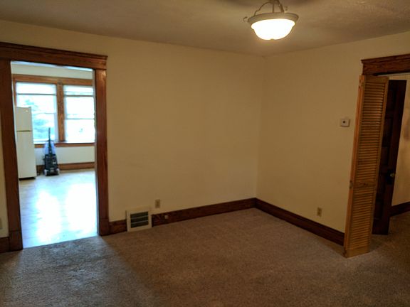 3rd image of 3807 John Ave APT 4