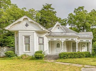 1115 Water St, Navasota, TX 77868