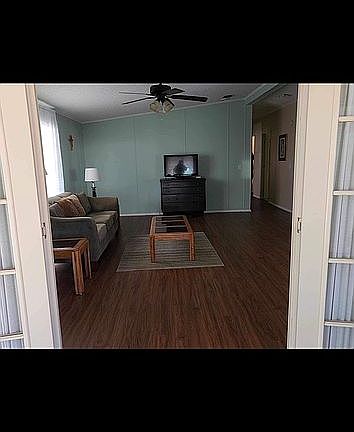 3rd image of 83 Fountain Dr