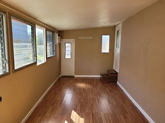 5th image of 3301 58th Ave N #110