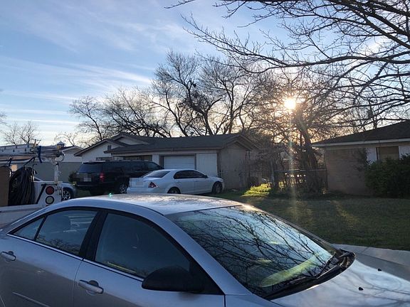 2nd image of 731 Royal Crest Dr