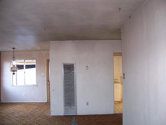 4th image of 1229 E Elizabeth St