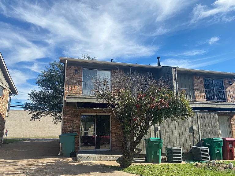 1710 N Travis St #1710 — Photo 15