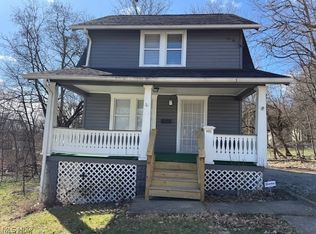 692 W Thornton St, Akron, OH 44307