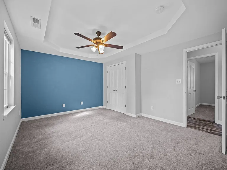 312 Reid Ct N — Photo 10