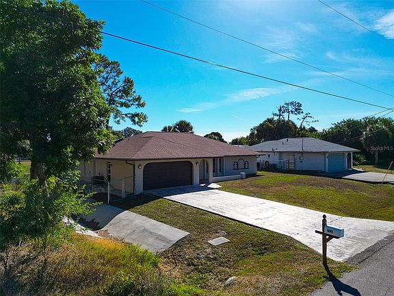 3rd image of 2176 BARKSDALE STREET