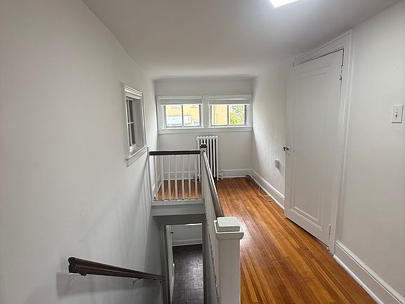 2nd image of 203 1st St #2