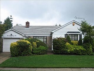 1st image of 1942 Byron Ave