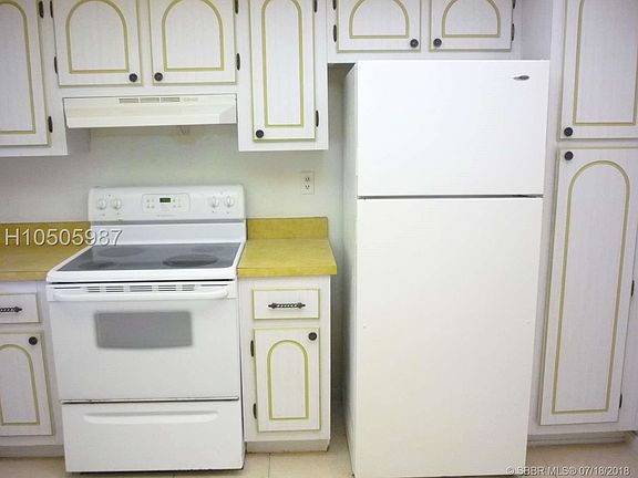 3rd image of 8961 S Hollybrook Blvd APT 206