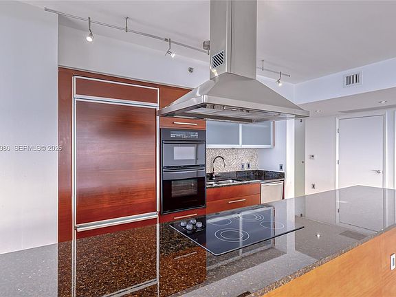 4th image of 1830 S Ocean Dr APT 4601