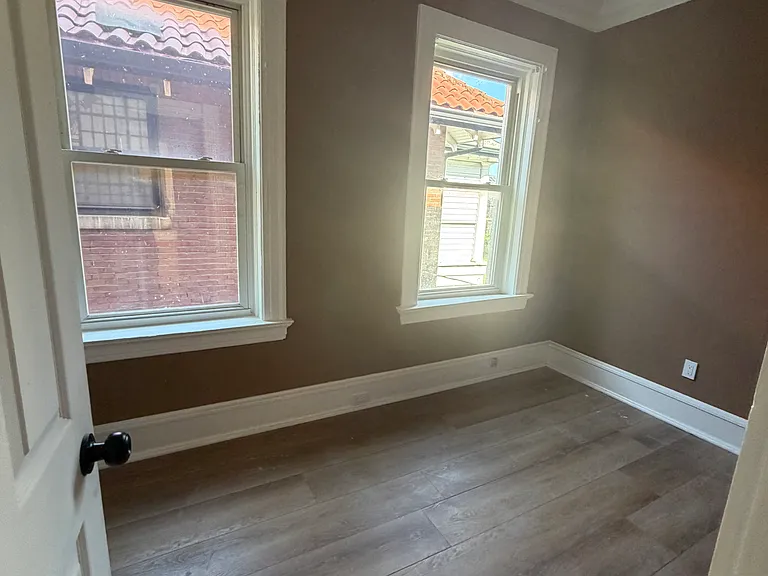 5755 Waterman Blvd — Photo 3