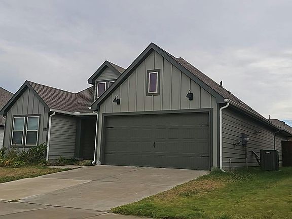 2nd image of 13148 Hideaway Ln