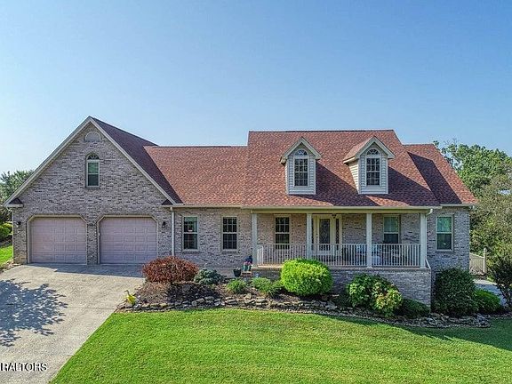 2nd image of 849 Pinnacle Dr