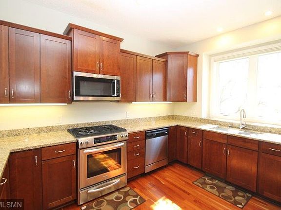5th image of 10396 Grant Dr