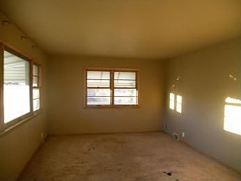3rd image of 406 S Olaf Ave
