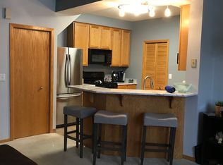 4201 Merrimac Ln N, Minneapolis, MN 55446